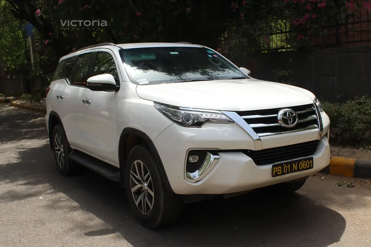 Fortuner for Airport Transfer in Delhi