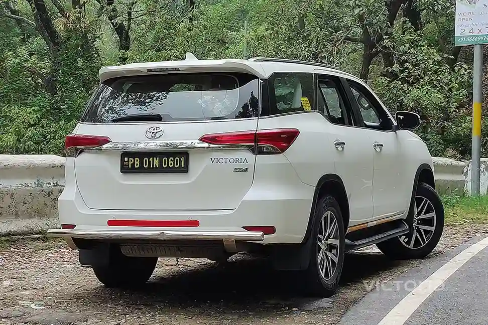 Hire Fortuner for Self Drive