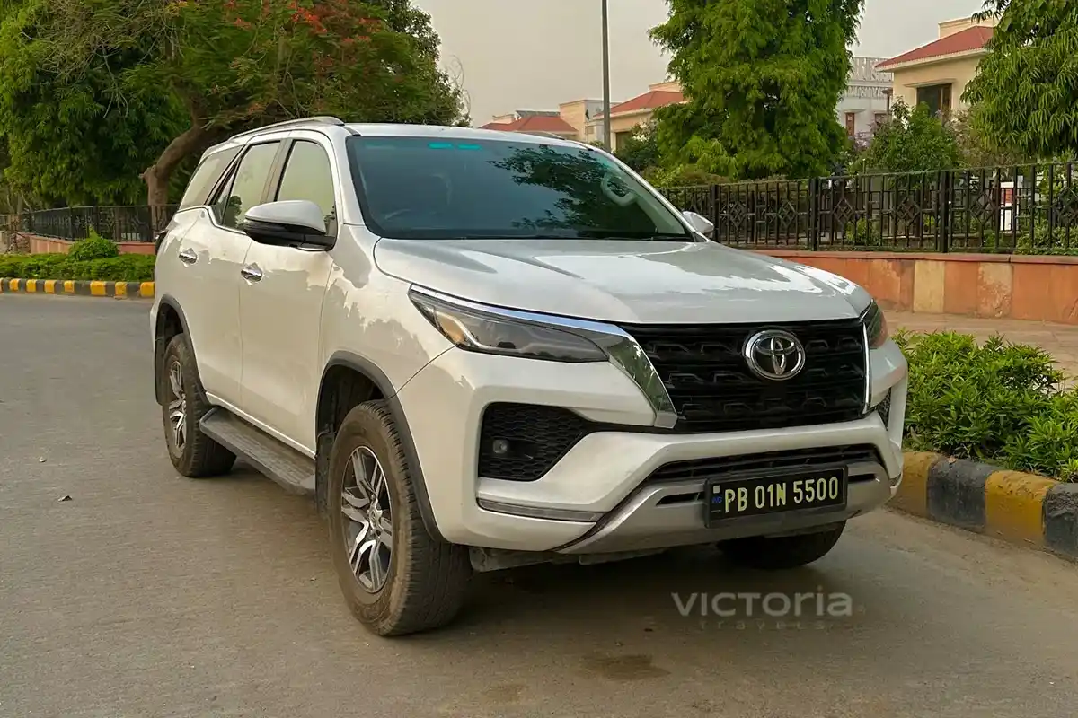 Hire Toyota Fortuner for Self Drive