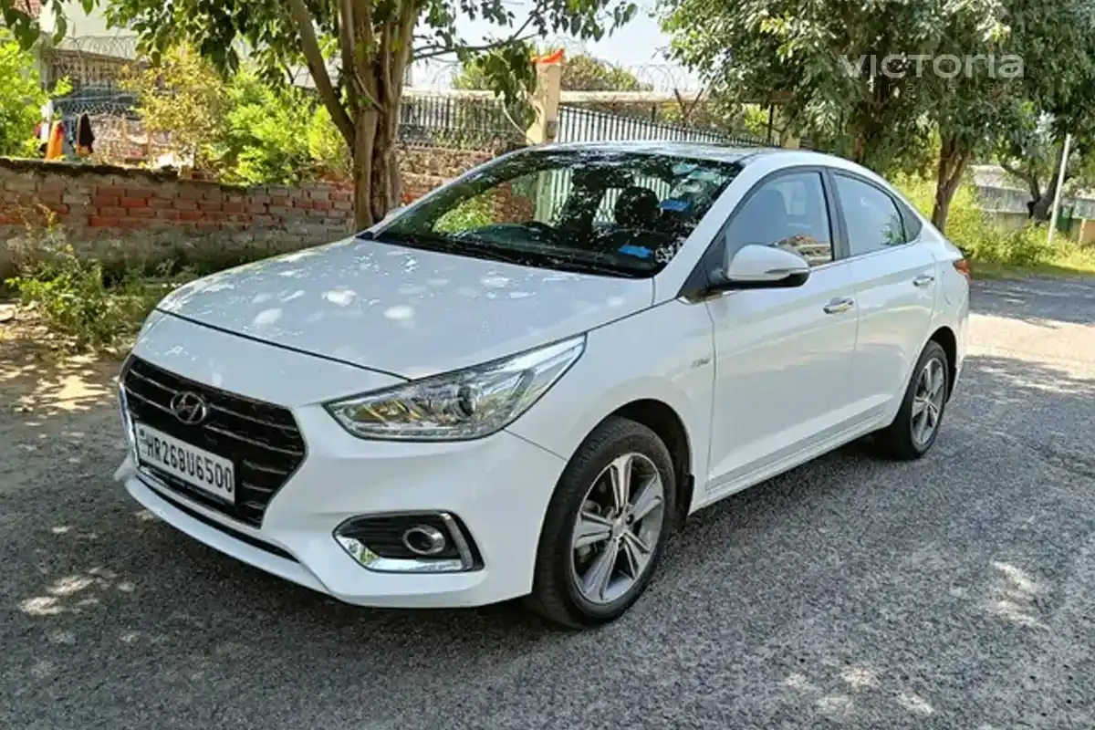 Hyundai Verna Car Rental