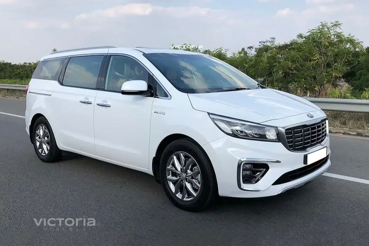 Kia Carnival Car Rental