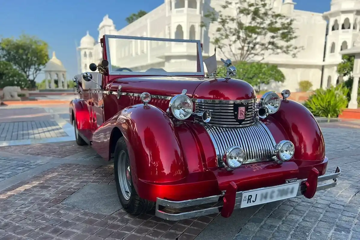 Maroon Wedding Vintage Car