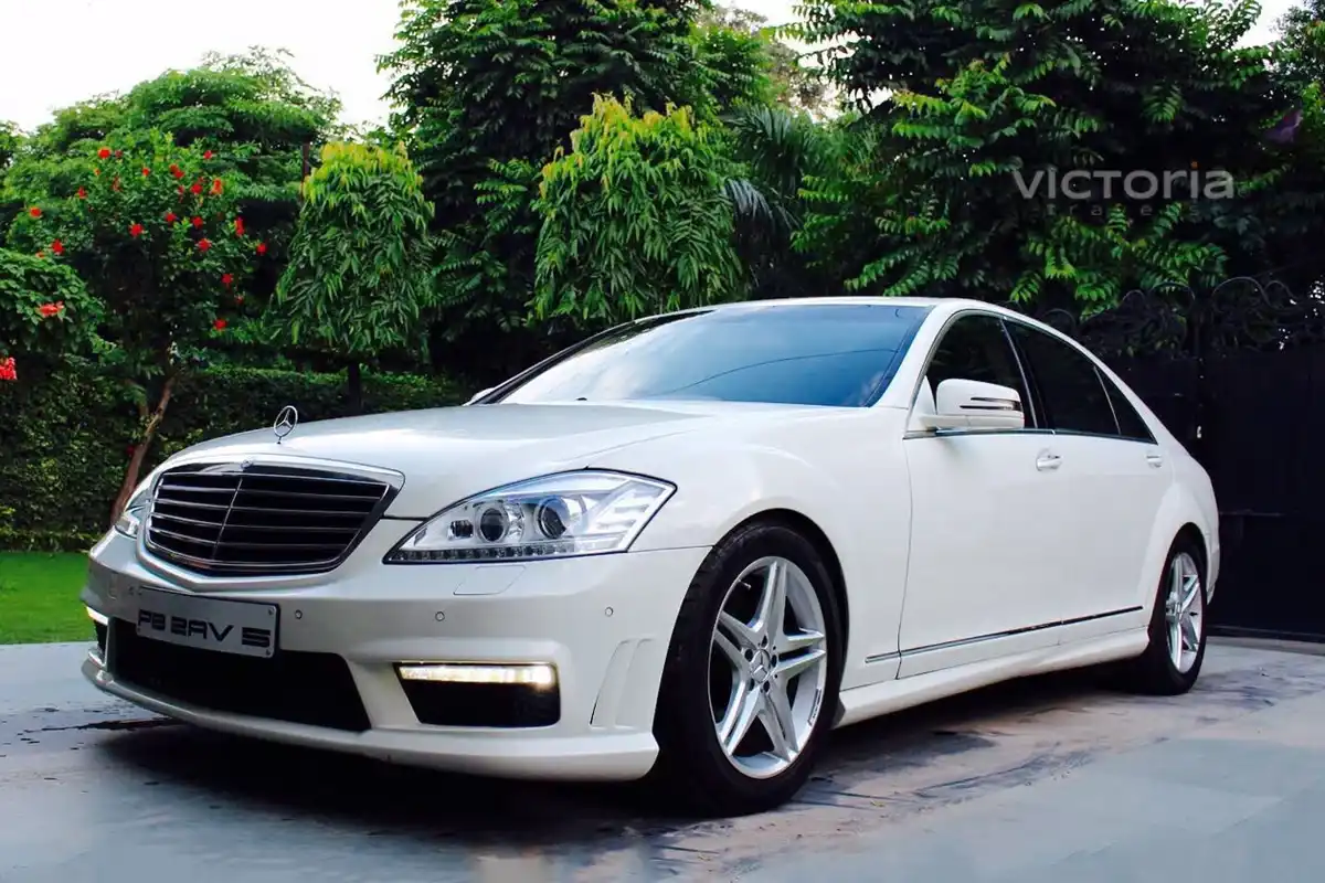 Mercedes S Class Van Rental