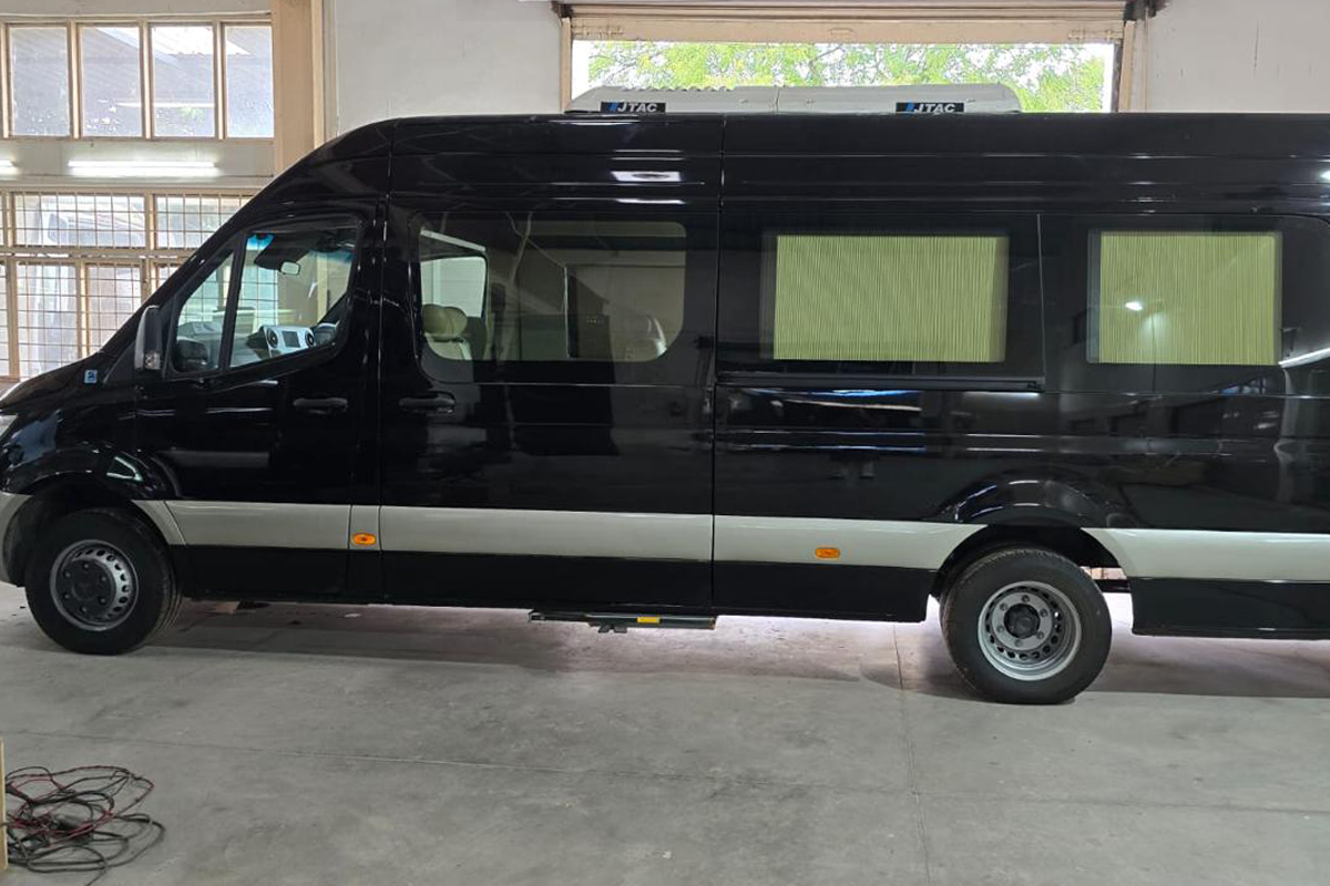 Mercedes Sprinter 9 Seater Van