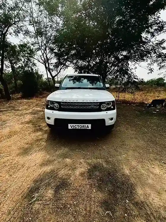 Range Rover Front View