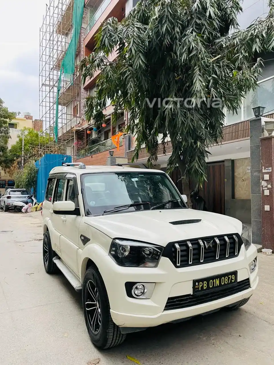 Rent a Scorpio in Delhi